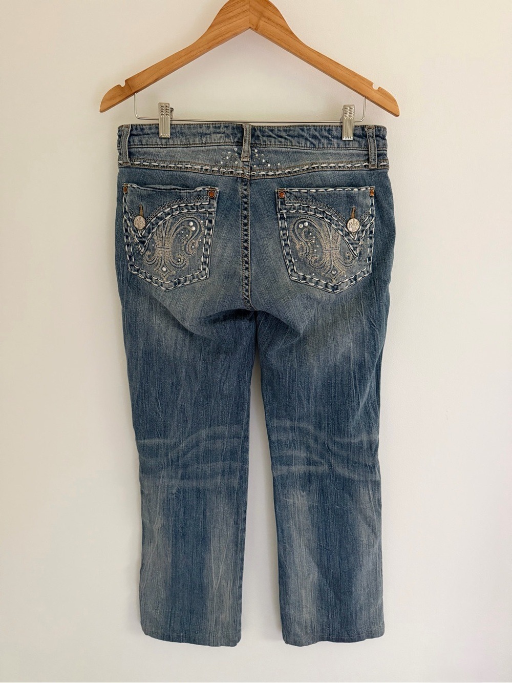Rock 47 by Wrangler Low Rise Bootcut Jeans Embellished Paisley Scroll SZ 9/10